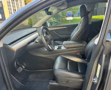 Notranja slika - Tesla Model Y - 3D3 / 3D7 - 15 - Predogledna slika