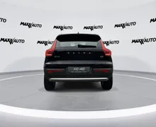 Zunanja slika - Volvo XC40 - B3 P Core AT DCT 3 leta garancije + 3 servisi... - 6 - Predogledna slika