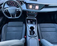 Notranja slika - Audi e-tron GT - Quattro-Zračno Vzmetenje Panorama-Matrix-Keyles - 10 - Predogledna slika