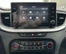 Notranja slika - KIA XCeed - 1.4 T-GDi Prime DCT - 18 - Predogledna slika