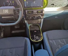 Zunanja slika - Fiat Grande Panda - 1.2 T-Gen3 110 e-Hybrid AT6 Icon - 6 - Predogledna slika