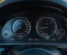 Notranja slika - BMW Serija 5 - 530d xDrive touring Avt. - 12 - Predogledna slika