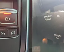 Notranja slika - Renault Grand Scenic - dCi 130-NAVI-LED-7 SEDEŽEV-PDC-ODLIČEN-KOT NOV - 9 - Predogledna slika