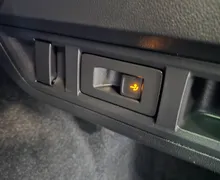 Notranja slika - Škoda Octavia - Combi 2.0 TDI Tour DSG - LED.kamera.masaža.kljuka - 20 - Predogledna slika