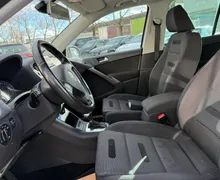Notranja slika - Volkswagen Tiguan - 2.0 TDI 4MOTION DSG Sport 1.LASTNIK KUP. V SLO - 11 - Predogledna slika