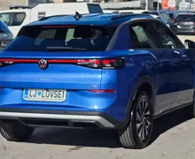 Zunanja slika - Volkswagen T-Roc - 1.5 eTSI Life DSG 110  150  ||OGROMNO OPREME||... - 6 - Predogledna slika