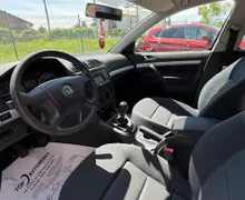 Zunanja slika - Škoda Octavia - 1.9 MOŽNOST FINANCIRANJA BREZ POLOGA TOP - 12 - Predogledna slika