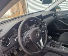 Notranja slika - Mercedes-Benz A-Razred - A 180 CDI 1.LASTNIK KOT NOV SERVISIRAN NA MERC... - 11 - Predogledna slika