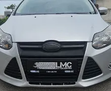 Zunanja slika - Ford Focus - 1.0 125ks °OPRAVLJEN VELIK SERVIS° °6-PRESTAV° - 2 - Predogledna slika
