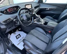 Notranja slika - Peugeot 5008 - ALLURE+SLO+FULL LED+ALU+KEYLESS GO+HI-FI - 9 - Predogledna slika
