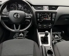 Notranja slika - Škoda Octavia - Combi 1.6-LIZING ZA TUJCE-ODLIČEN... - 9 - Predogledna slika
