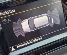 Zunanja slika - Volkswagen Golf - 2.0 TDI BMT HIGHLINE DSG GRETJE SEDEŽEV-ALU-PDC - 16 - Predogledna slika