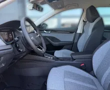Notranja slika - Škoda Octavia - Combi 2.0 TDI Family DSG... - 7 - Predogledna slika