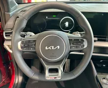 Notranja slika - KIA Sportage - 1.6 T-GDi HEV GT-Line 2WD AT ... - 14 - Predogledna slika