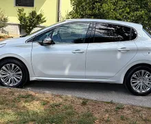 Zunanja slika - Peugeot 208 - 1.2 PureTech Allure - 8 - Predogledna slika