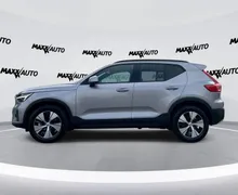 Notranja slika - Volvo XC40 - B3P Core Avt. - 8 - Predogledna slika