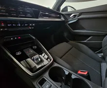 Notranja slika - Audi A3 - Sportback 35 TFSI S line S tronic - 8 - Predogledna slika