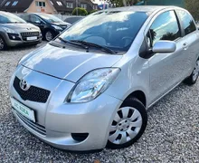 Zunanja slika - Toyota Yaris - 1.3 VVT-i SLOVENSKO POREKLO - BREZ POLOGA - 1 - Predogledna slika
