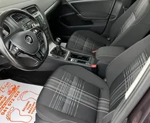 Notranja slika - VW Golf Variant - 1.6 TDI-LOUNGE-BI-XENON-NAVI-GRETJE-SED-SERVI-KNJ- - 9 - Predogledna slika