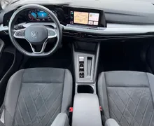 Notranja slika - Volkswagen Golf Variant - 2.0 TDI BMT Life DSG-IQ Light-Vl.kljuka-ACC-Kamera - 10 - Predogledna slika