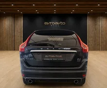 Zunanja slika - Volvo XC60 - D4 AWD AUTO R-Design•Legendarni 5-valjni motor... - 4 - Predogledna slika