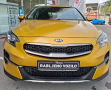 Zunanja slika - KIA XCeed - 1.0 T-GDi - SLOVENSKI - POTRJENA SERVISNA KNJIGA - 3 - Predogledna slika