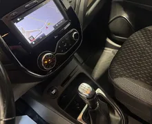 Zunanja slika - Renault Captur - Intens TCe 90-SLO-1 LAST- LED- NAVI-KLJUKA - 16 - Predogledna slika