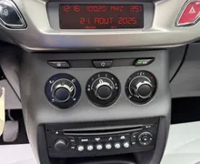Notranja slika - Citroën C3 - Attraction PureTech 82 BVM... - 12 - Predogledna slika