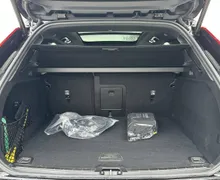 Notranja slika - Volvo XC60 - T6 AWD Plug-in hybrid Electric   Petrol Plus Dark. - 12 - Predogledna slika