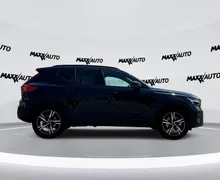 Zunanja slika - Volvo XC40 - B3 P Plus Dark Avt. - 4 - Predogledna slika