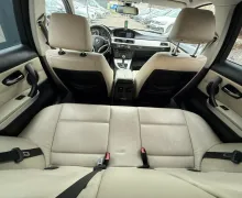 Zunanja slika - BMW Serija 1 - 320d | Usnje | Navi | TOP OHRANJEN - 18 - Predogledna slika