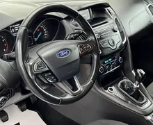Notranja slika - Ford Focus - 1.LAST+SLO+PDC+TEMP+ALU+LEANPAY - 11 - Predogledna slika