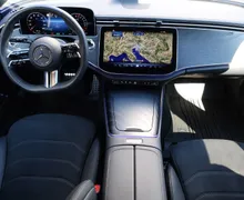 Zunanja slika - Mercedes-Benz E-Razred - E 300 e T AMG LINE - 7 - Predogledna slika