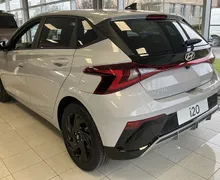 Zunanja slika - Hyundai i20 - 1.0 T-GDI 90 STYLE DCT BLACK PACK WINTER RADAR rg - 4 - Predogledna slika