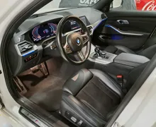 Notranja slika - BMW Serija 3 - 320d xDrive Touring M Sport Avt. - 5 - Predogledna slika