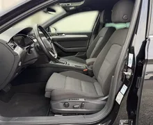 Notranja slika - Volkswagen Passat Variant - 2.0 TDI BMT SCR Business DSG-Vlečna kljuka-Kamera - 7 - Predogledna slika