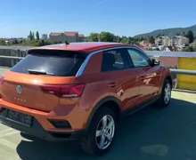 Zunanja slika - Volkswagen T-Roc - 1.6 TDI BMT 2X PDC. NAVI. SAMO 88.645 KM. - 6 - Predogledna slika