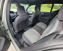 Notranja slika - Volvo XC40 - PLUS DARK AT |VIRTUAL|HARMAN|MEMORY|KAMERA|KLJUKA - 10 - Predogledna slika