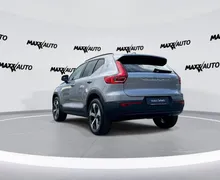 Notranja slika - Volvo XC40 - B3 P Plus Dark Avt. - 7 - Predogledna slika