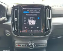 Notranja slika - Volvo XC40 - B3P Plus Dark Avt - 19 - Predogledna slika