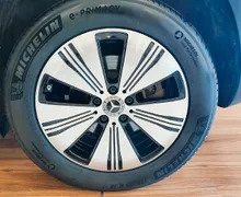 Zunanja slika - Mercedes-Benz EQA - 300 4MATIC PRO-480KM DOSEG-LED-MRT.K-AVT PRT-VIDEO - 4 - Predogledna slika
