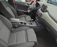 Notranja slika - Mercedes-Benz B-Razred - B 180 d Urban - 12 - Predogledna slika