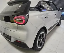 Zunanja slika - Dongfeng Box - 42.3 kWh 70 kW- SILVER-Navedena cena vključuje sub - 2 - Predogledna slika