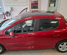 Zunanja slika - Peugeot 207 - Premium 1.4 16V-ODLIČEN-HITRI KREDIT- - 5 - Predogledna slika