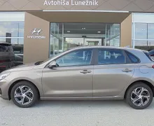 Zunanja slika - Hyundai i30 - 1.5 T-GDI 140 MHEV STYLE°1.LASTNIK°SLO° - 5 - Predogledna slika