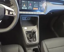 Zunanja slika - MG MG ZS - 1.5L Comfort + ZIMSKE PNEVMATIKE - 17 - Predogledna slika