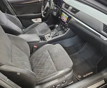 Notranja slika - Škoda Superb - 2.0 TDI Sportline Combi DSG 147 kW - 11 - Predogledna slika