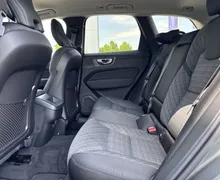 Zunanja slika - Volvo XC60 - B5P  Core AT AWD 3 leta garancije + 3 servisi - 8 - Predogledna slika