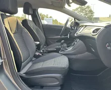 Notranja slika - Opel Astra - 1.2 Turbo Enjoy GRETJE SEDEŽEV IN VOLANA - 12 - Predogledna slika