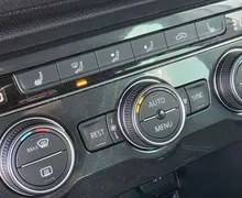 Zunanja slika - Volkswagen Tiguan - 2.0 TDI BMT DSG 4MOTION ALU-NAVI-GRETJE SŽ-1.LAST - 17 - Predogledna slika
